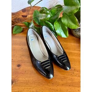 Vintage Capezio Patent Leather Pumps Pointed Toe Heels Made in Italy Size 8.5